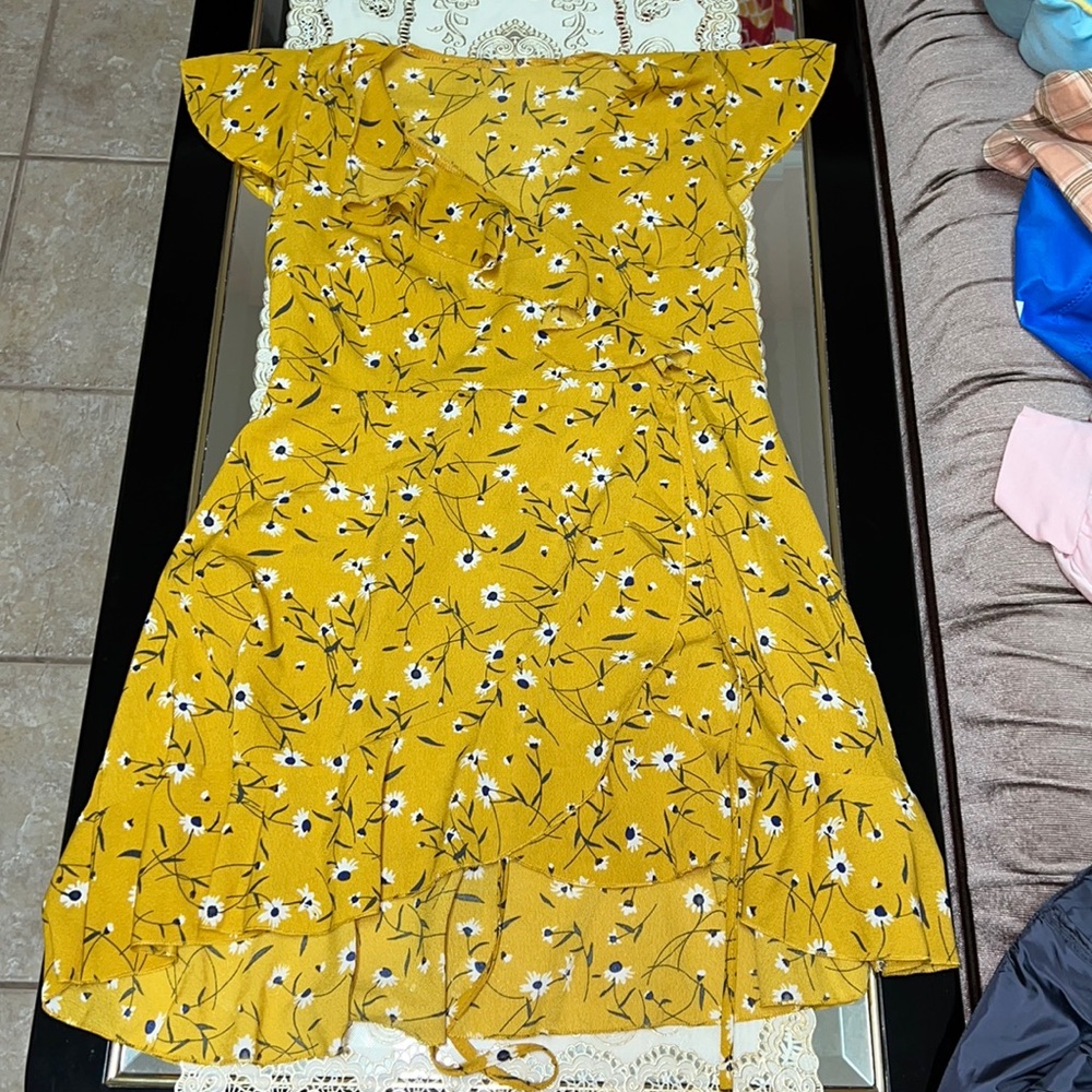 Mustard yellow short-sleeved floral wrap dress